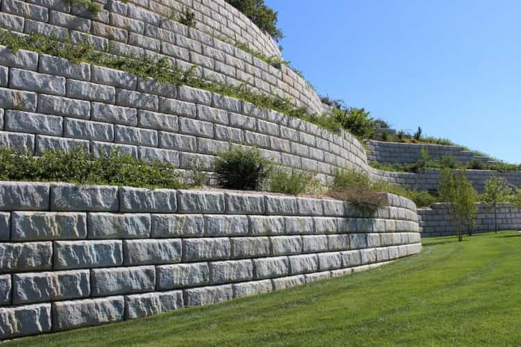 retaining wall Raleigh